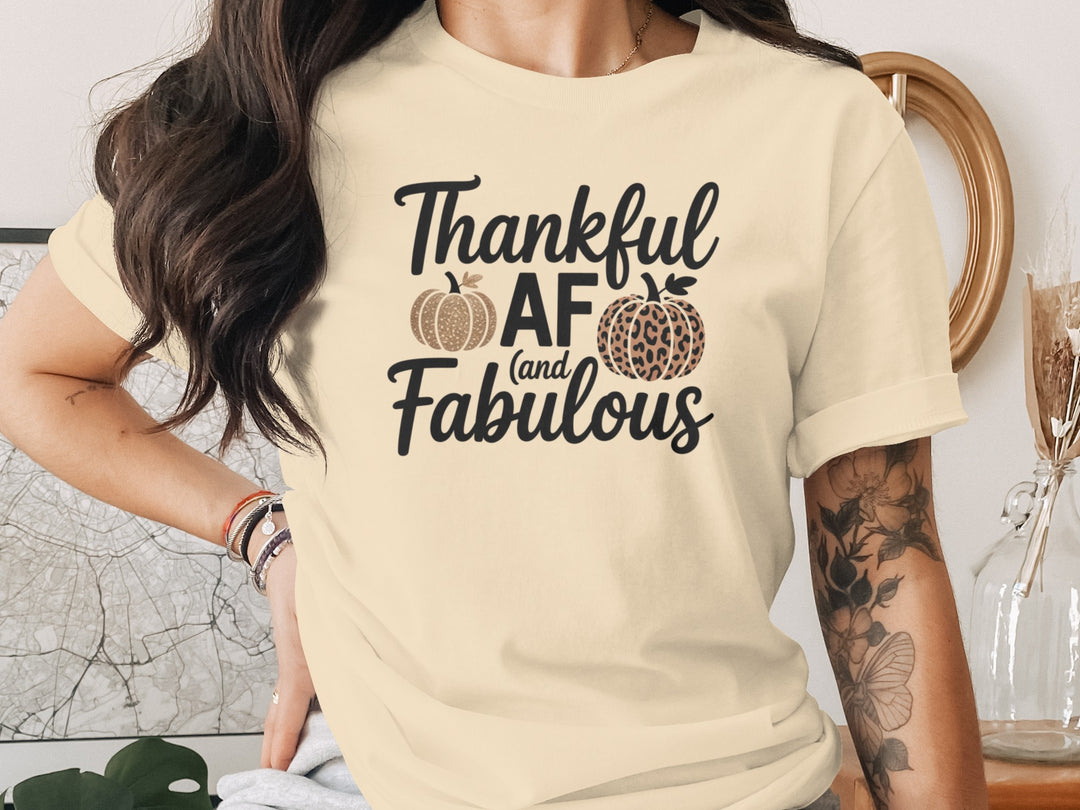 women's thanksgiving t-shirt with “thankful af and fabulous” leopard & glitter pumpkins graphic